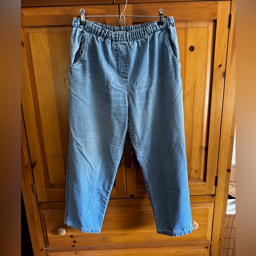 BonWorth Light Blue jeans. Washed denim